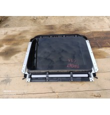 Люк в сборе