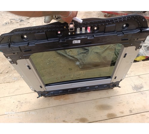 Люк в сборе