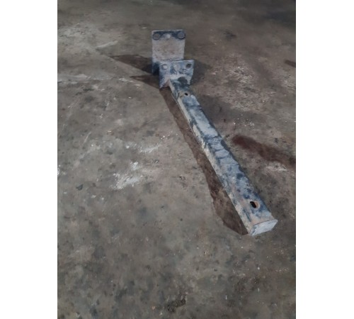 Кронштейн рамы левый