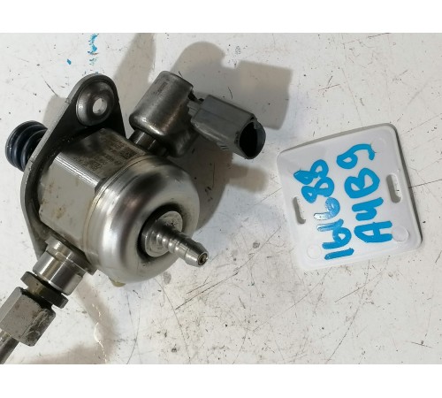  Насос топливный