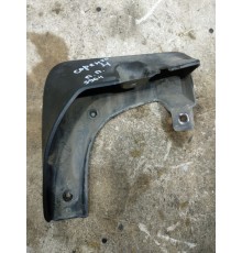 Брызговик передний правый