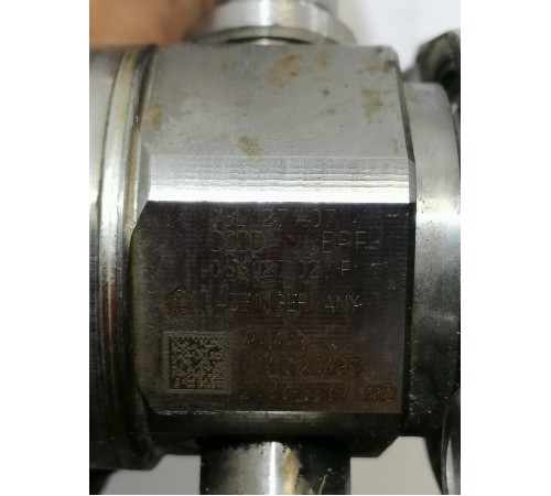  Насос топливный