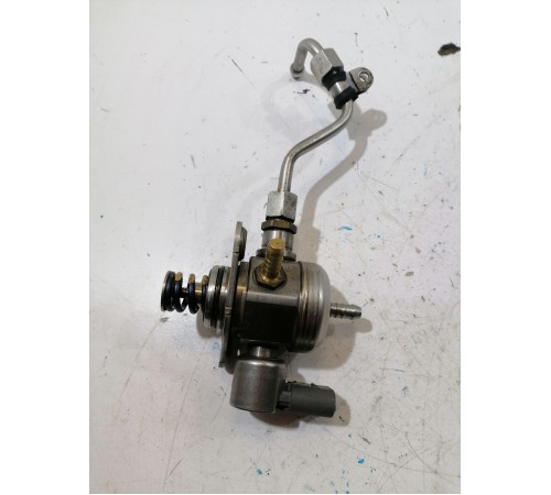  Насос топливный