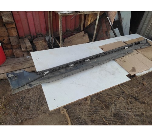 Накладка порога левая