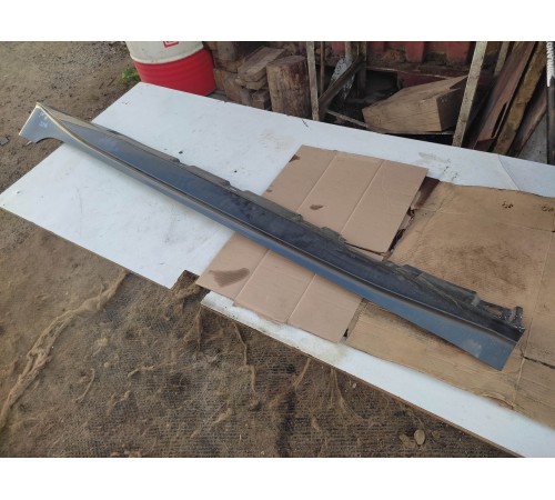 Накладка порога левая