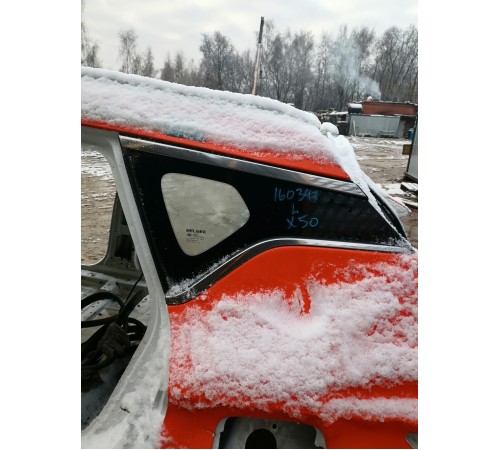 Глухое стекло кузова левое, форточка