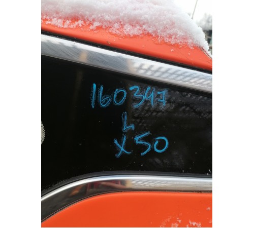 Глухое стекло кузова левое, форточка