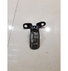 Петля двери (передняя, левая, верхняя)