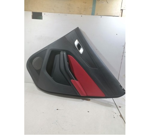 Обшивка двери задняя правая