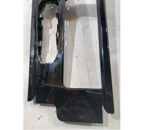 Накладка центральной консоли