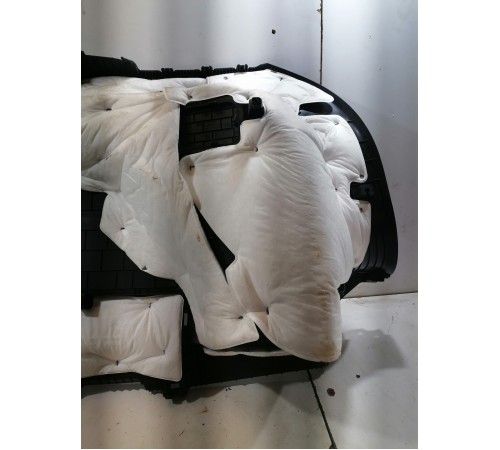 Обшивка багажника левая