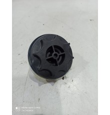 Болт крепления запасного колеса