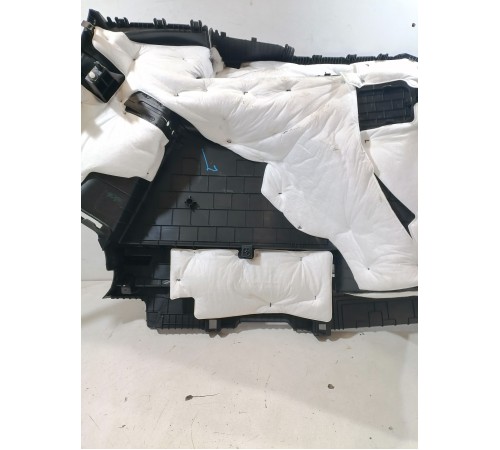 Обшивка багажника левая