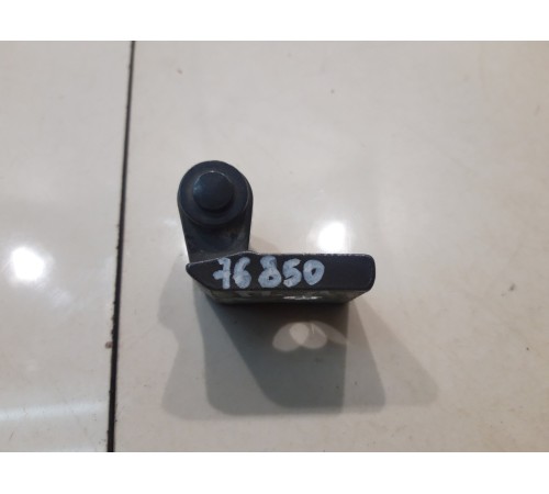 Петля двери (передняя, левая, верхняя)