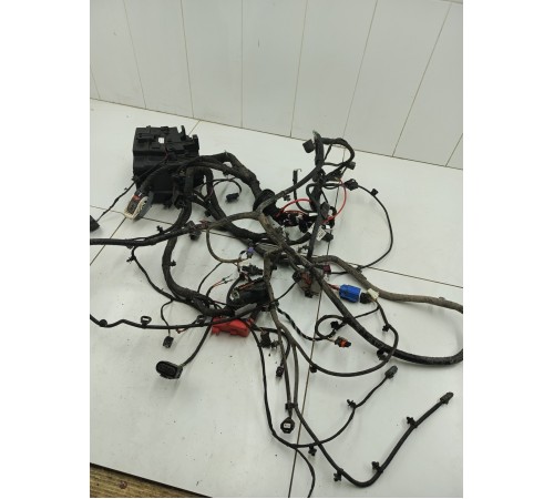 Электропроводка подкапотная с монтажным блоком