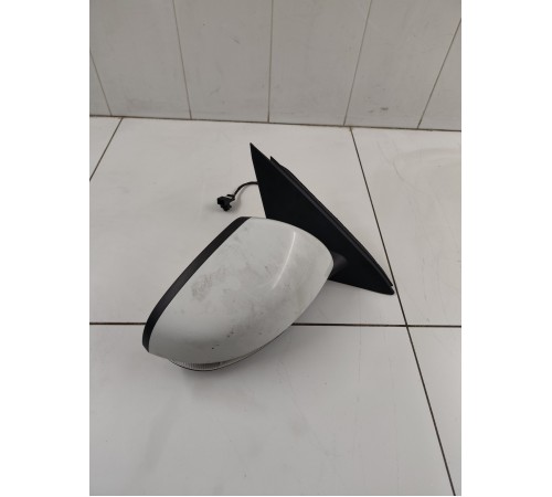 Зеркало боковое правое