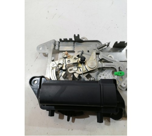 Ручка правой сдвижной двери с механизмом