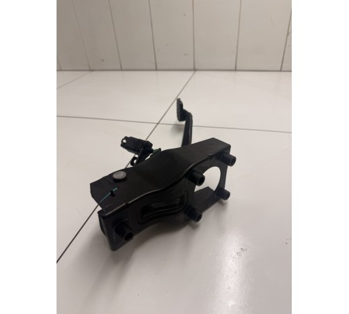 Педаль сцепления