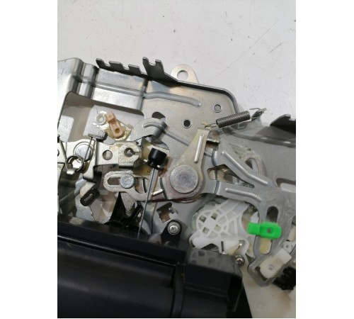 Ручка правой сдвижной двери с механизмом