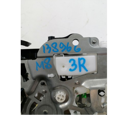 Ручка правой сдвижной двери с механизмом