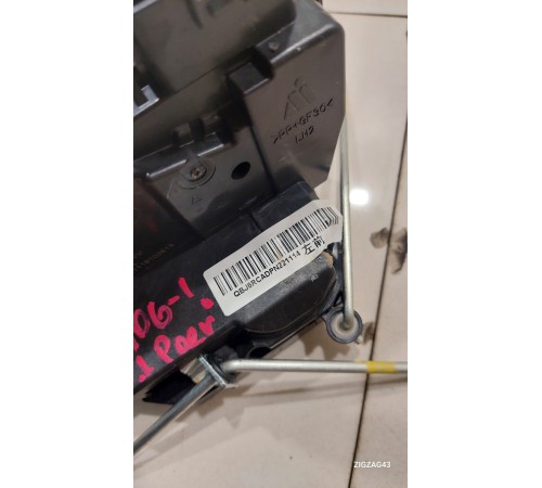 Замок двери (передний левый)