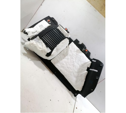 Обшивка багажника правая