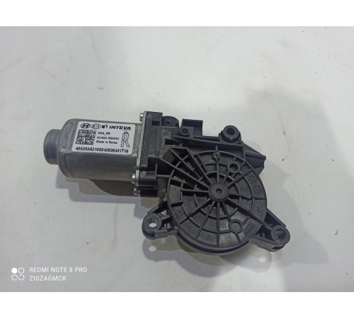 Моторчик стеклоподъёмника задний правый