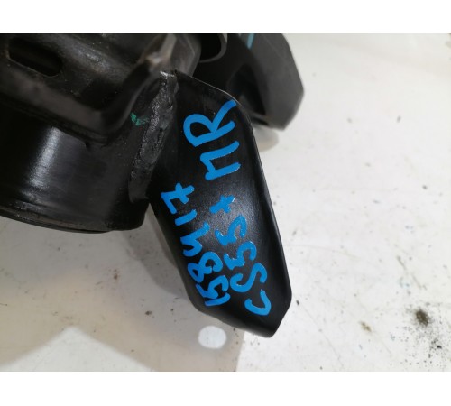 Кронштейн двигателя правый, опора