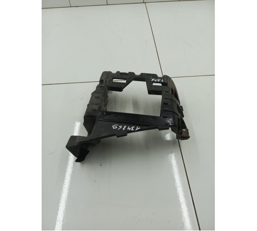 Кронштейн усилителя заднего бампера левый