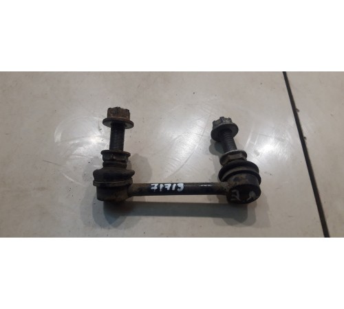 стойка стабилизатора (задняя, правая)