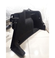 Обшивка багажника (правая)