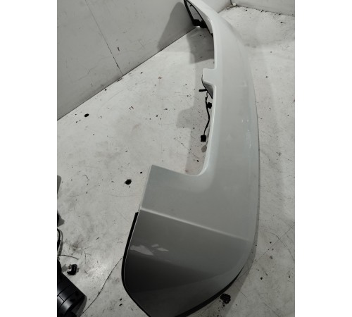 Спойлер крышки багажника