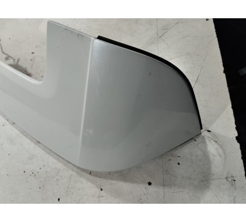 Спойлер крышки багажника