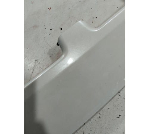 Спойлер крышки багажника