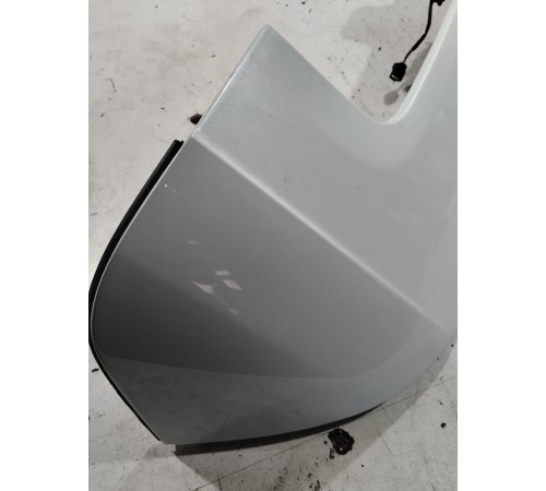 Спойлер крышки багажника