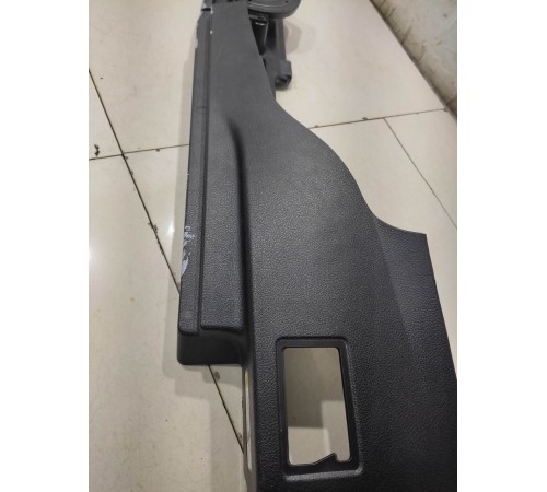Обшивка багажника (левая)