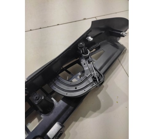 Обшивка багажника (левая)