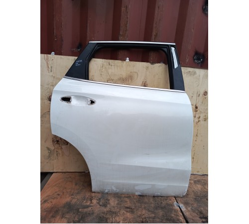 Дверь задняя правая