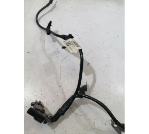 Клемма аккумулятора 