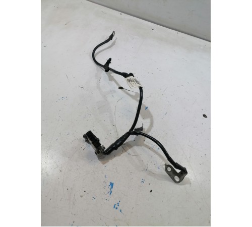 Клемма аккумулятора 