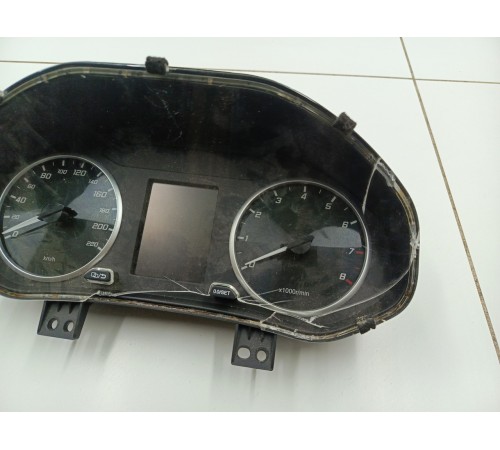 Панель приборов