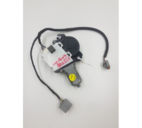 Моторчик двигатель люка