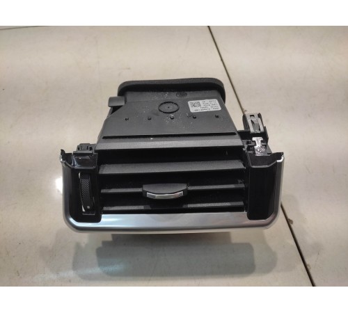 Воздушный дефлектор (левый)