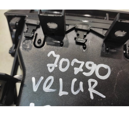 Воздушный дефлектор (левый)