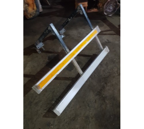 Решетка защиты бака левая