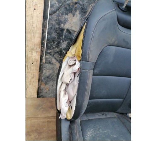 Сиденье переднее правое