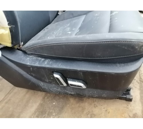 Сиденье переднее правое