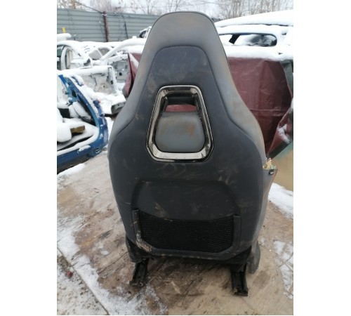 Сиденье переднее правое