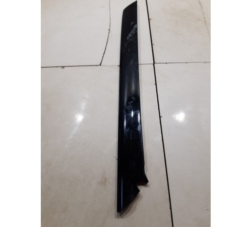 Молдинг лобового стекла (левый)