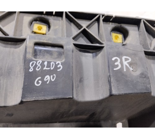 Кронштейн(крепление) заднего бампера правый